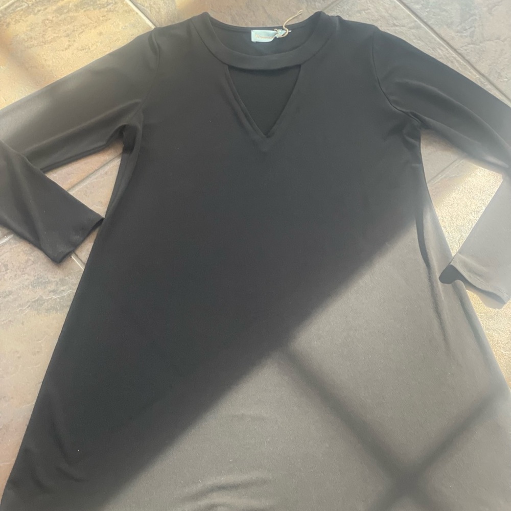Long sleeve black dress with keyhole neck